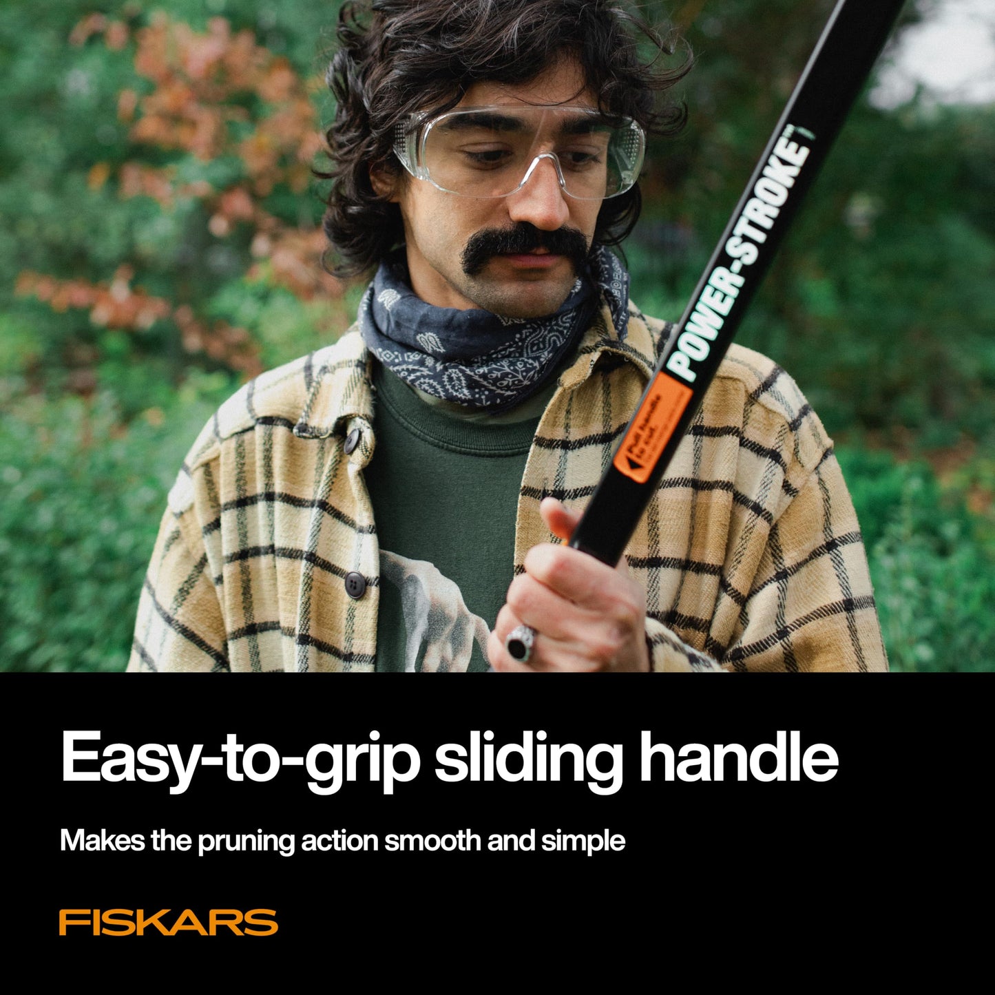 Fiskars 2-in-1 Extendable Pole Saw & Tree Pruner, 7.9–12 Ft Reach